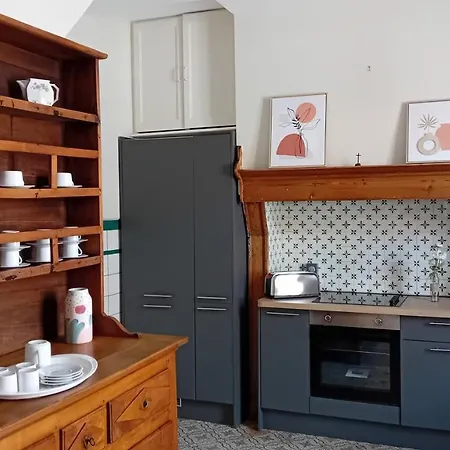 Bed & Breakfast La Maison De Nos Parents 3*